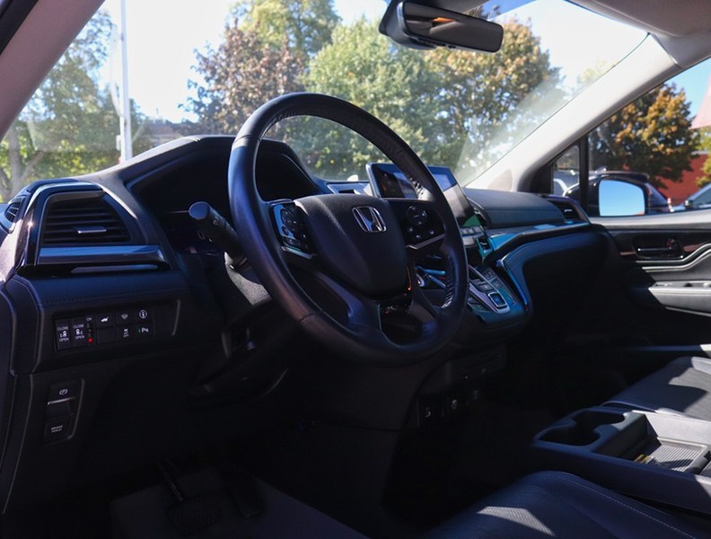 2023 Honda Odyssey Touring Auto