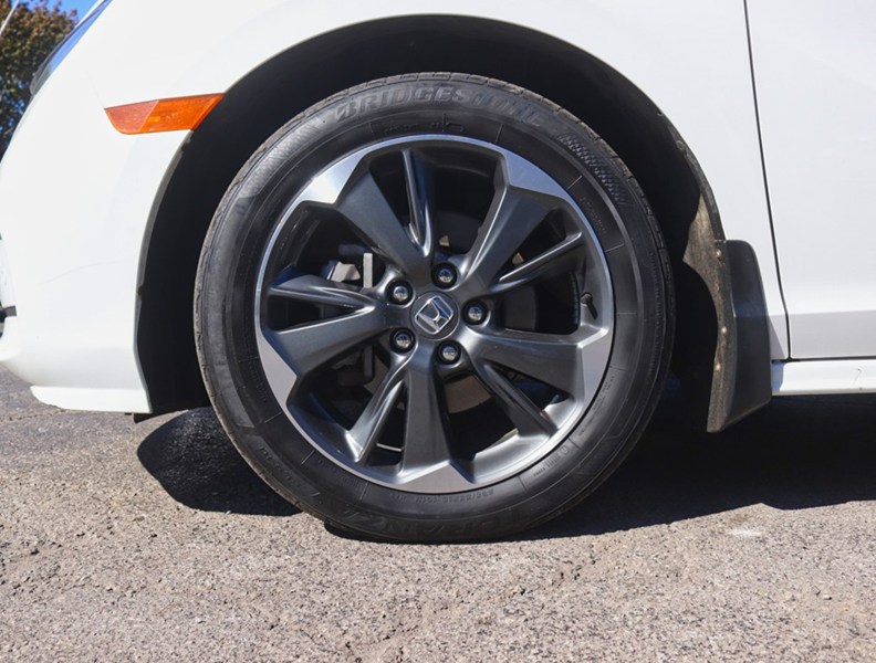 2023 Honda Odyssey Touring Auto