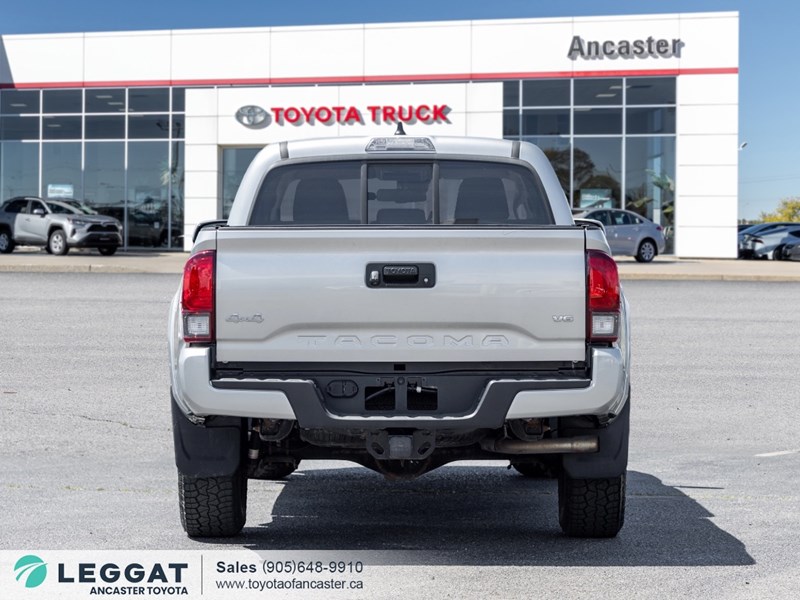 2022 Toyota Tacoma 4x4 Double Cab SR5 Auto