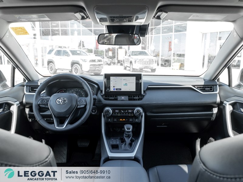 2025 Toyota RAV4 XLE PREMIUM AWD