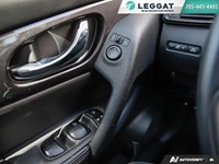 2017 Nissan Rogue FWD 4dr SV