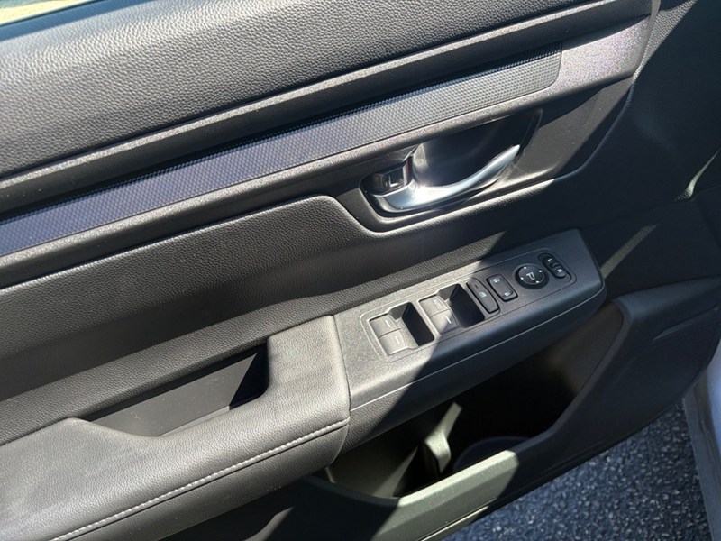 2025 Honda CR-V LX AWD