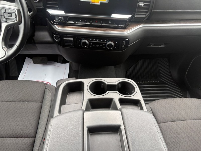 2025 Chevrolet Silverado 1500 4WD Crew Cab 147