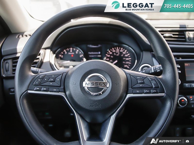 2017 Nissan Rogue FWD 4dr SV