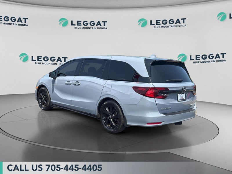 2023 Honda Odyssey Black Edition Auto