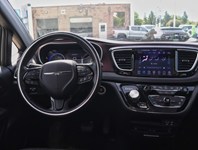 2020 Chrysler Pacifica Limited 35th Anniversary FWD *Ltd Avail*