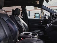 2020 Chrysler Pacifica Limited 35th Anniversary FWD *Ltd Avail*