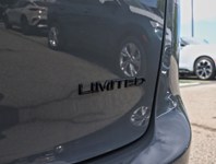 2020 Chrysler Pacifica Limited 35th Anniversary FWD *Ltd Avail*