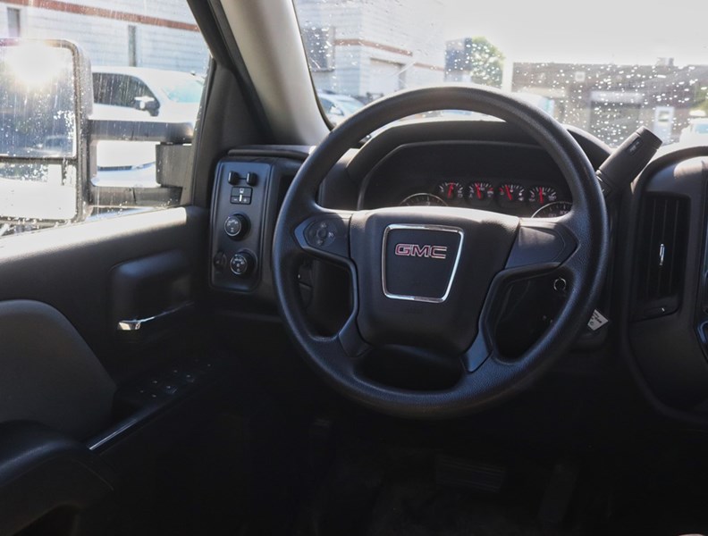 2018 GMC Sierra 1500 4WD Double Cab 143.5