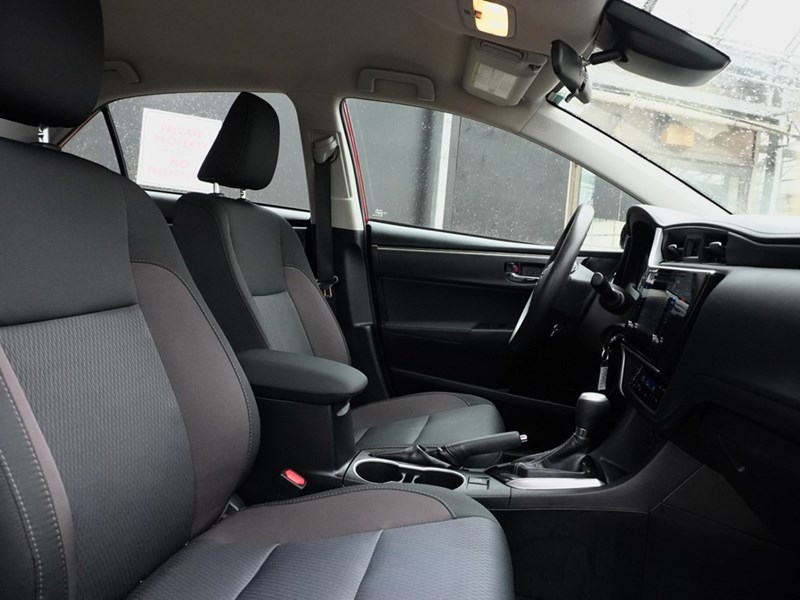 2018 Toyota Corolla LE | ONLY45000KM | 2SETSOFTIRES | 1OWNER | NOCLAIM
