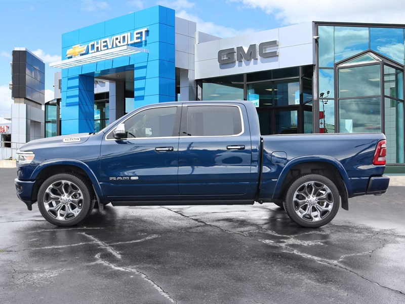2022 RAM 1500 Limited Longhorn 4x4 Crew Cab 5'7