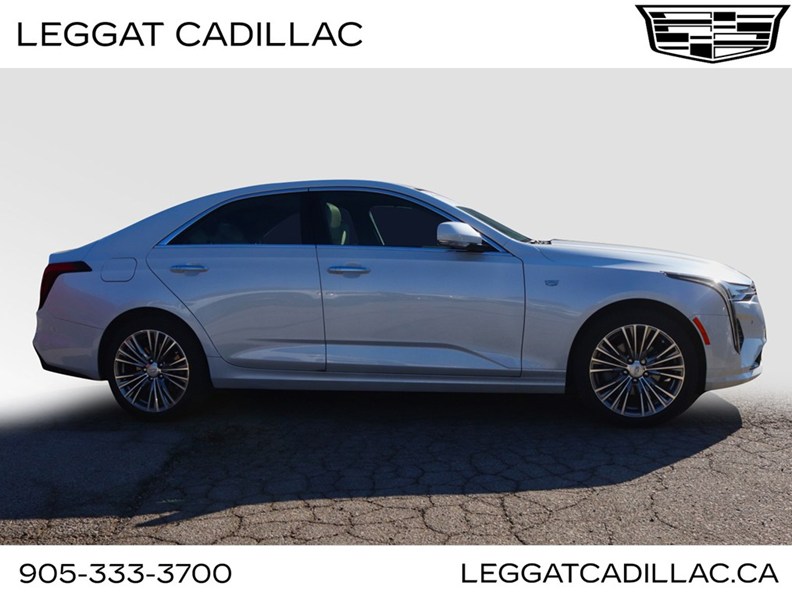 2023 Cadillac CT4 4dr Sdn Premium Luxury
