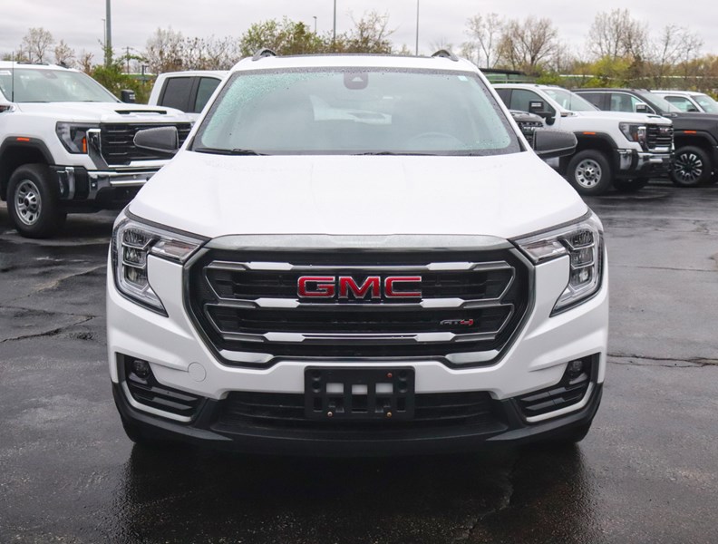 2024 GMC Terrain AWD 4dr AT4