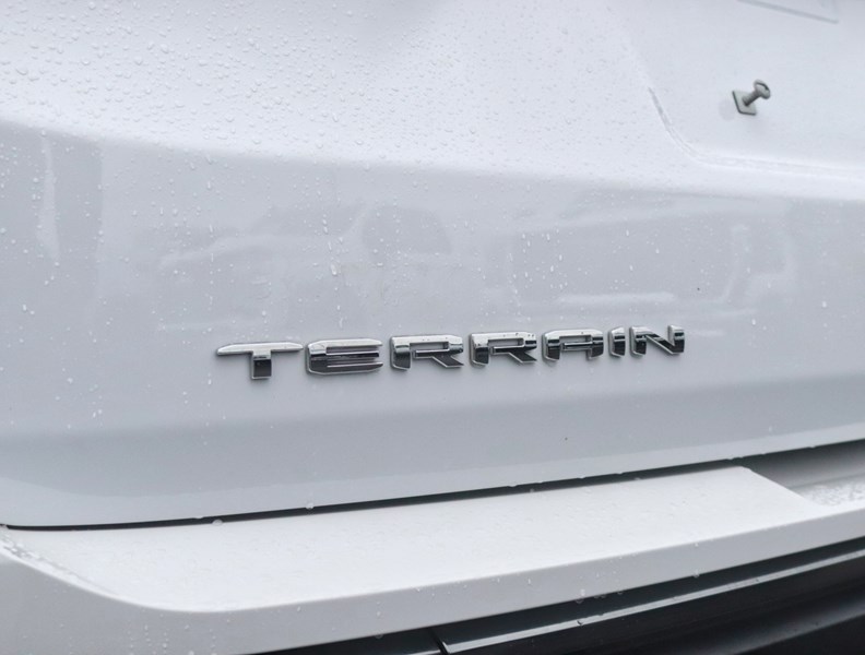 2024 GMC Terrain AWD 4dr AT4