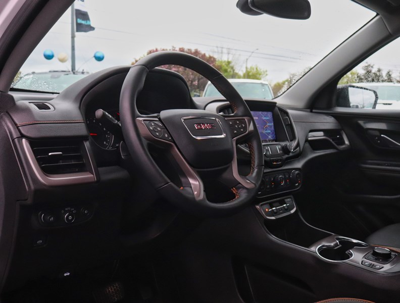 2024 GMC Terrain AWD 4dr AT4