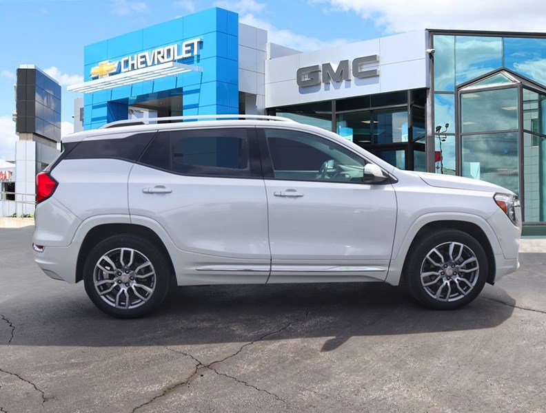 2024 GMC Terrain AWD 4dr Denali