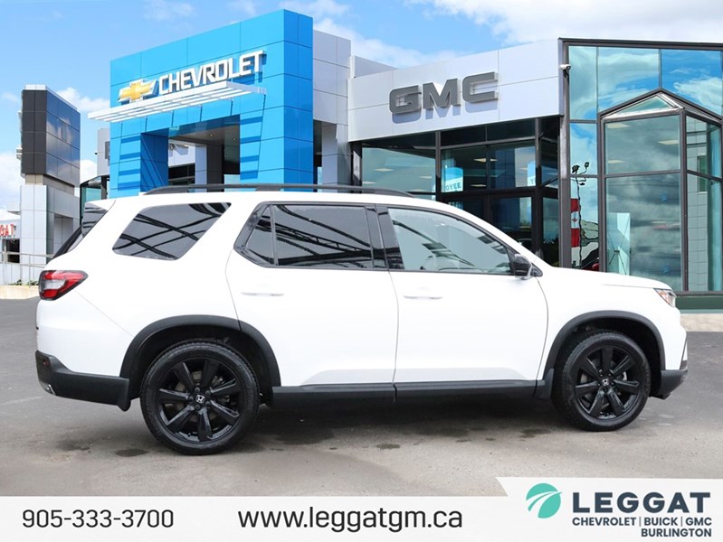 2025 Honda Pilot BLACK PKG | AWD | 15000KMS | LIKENEW | NOCLAIMS |
