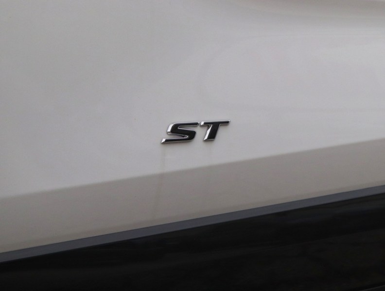 2026 Buick Encore GX AWD 4dr Sport Touring