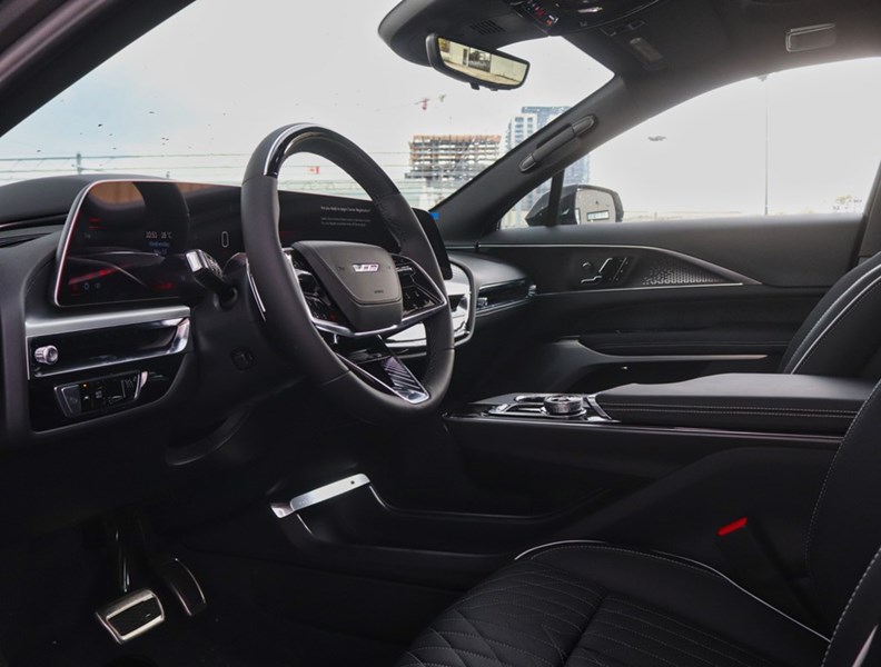 2026 Cadillac LYRIQ 4dr LYRIQ-V Premium