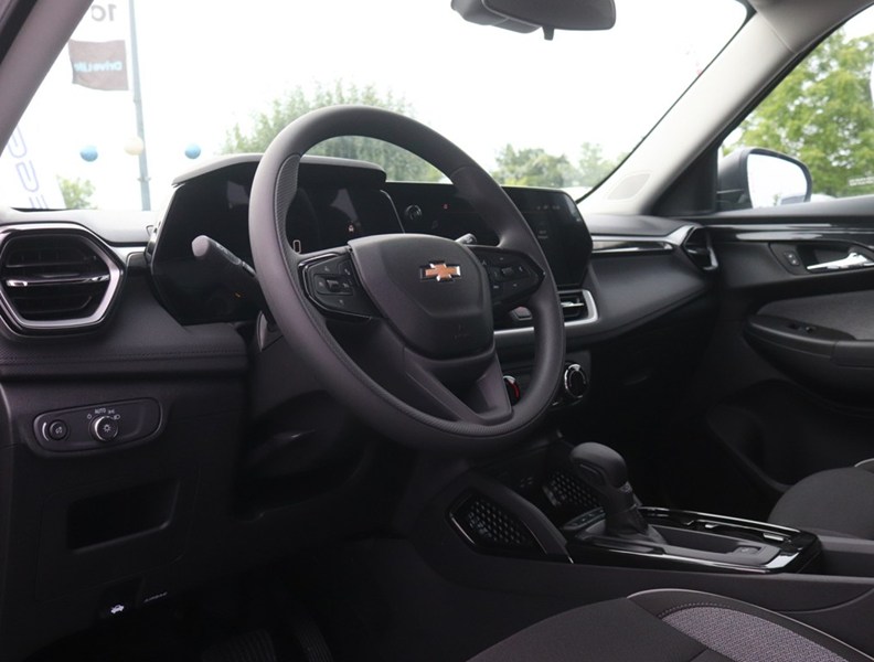 2026 Chevrolet Trailblazer AWD 4dr LS