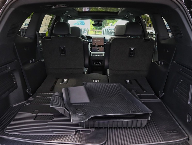 2026 GMC Acadia AWD 4dr Elevation