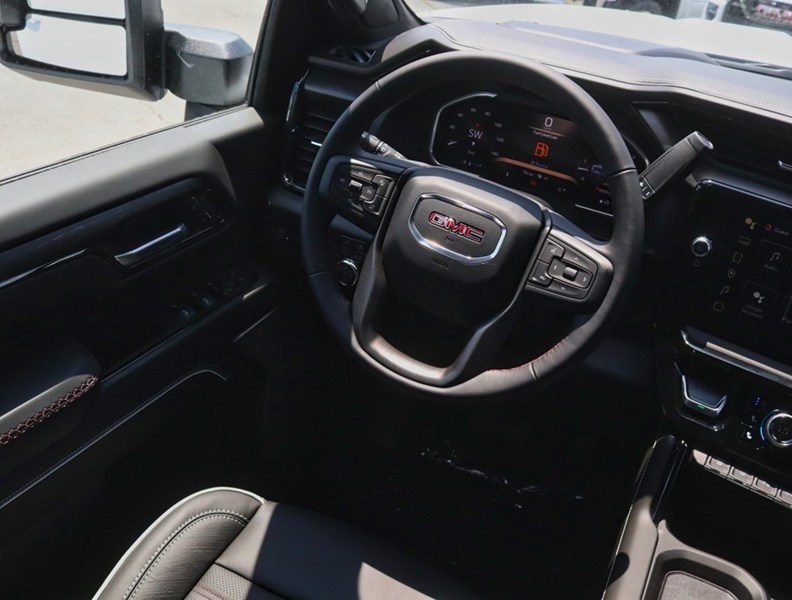 2026 GMC Sierra 2500HD 4WD Crew Cab 159
