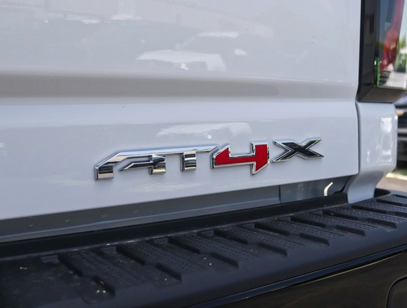 2026 GMC Sierra 2500HD 4WD Crew Cab 159