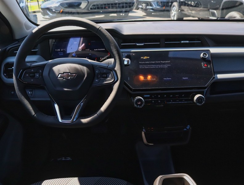 2027 Chevrolet Bolt FWD 4dr LT