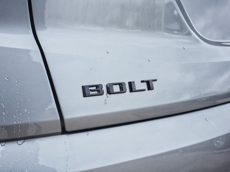 2027 Chevrolet Bolt FWD 4dr LT