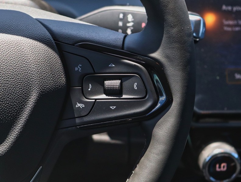 2027 Chevrolet Bolt FWD 4dr LT