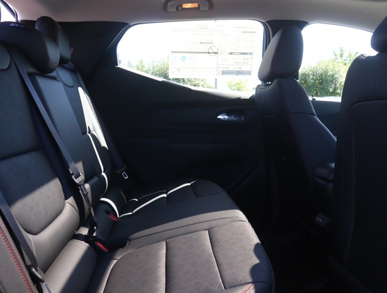 2027 Chevrolet Bolt FWD 4dr RS