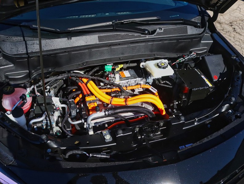 2027 Chevrolet Bolt FWD 4dr LT