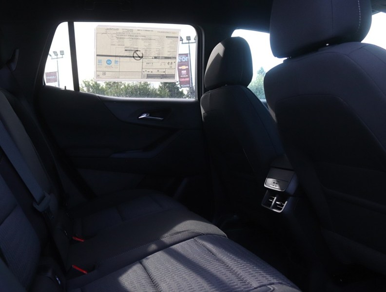 2027 Chevrolet Equinox AWD 4dr LT w/2LT