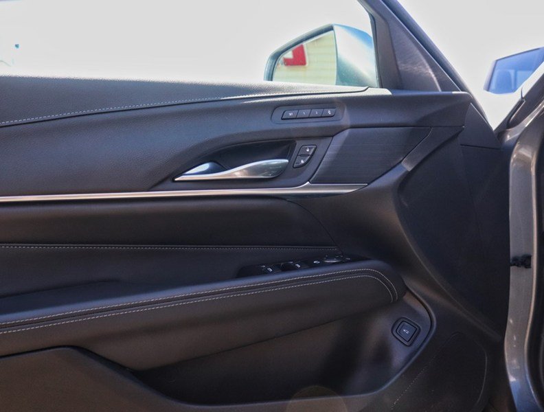 2022 Cadillac CT4 4dr Sdn Premium Luxury