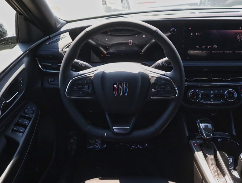 2026 Buick Envista FWD 4dr Sport Touring