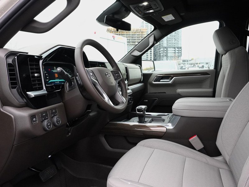 2026 Chevrolet Silverado 1500 4WD Crew Cab 147