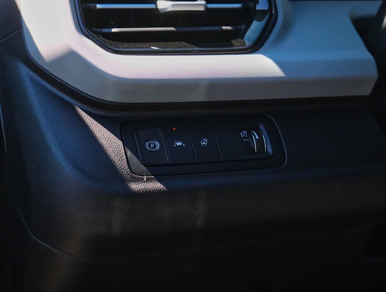 2027 Chevrolet Bolt FWD 4dr LT