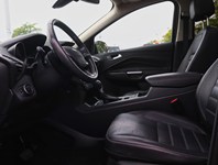 2017 Ford Escape Titanium | 2.0L | ROOF | NAV | BLIS | 19s