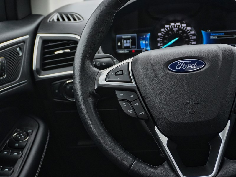 2022 Ford Edge Titanium | AWD | ROOF | HTD STR WHL | B&O | 20s
