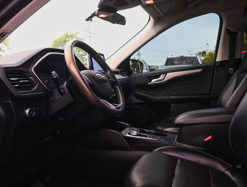 2022 Ford Escape SEL | AWD | 2.0L | ADPTV CRUISE | TECH PKG | TOW