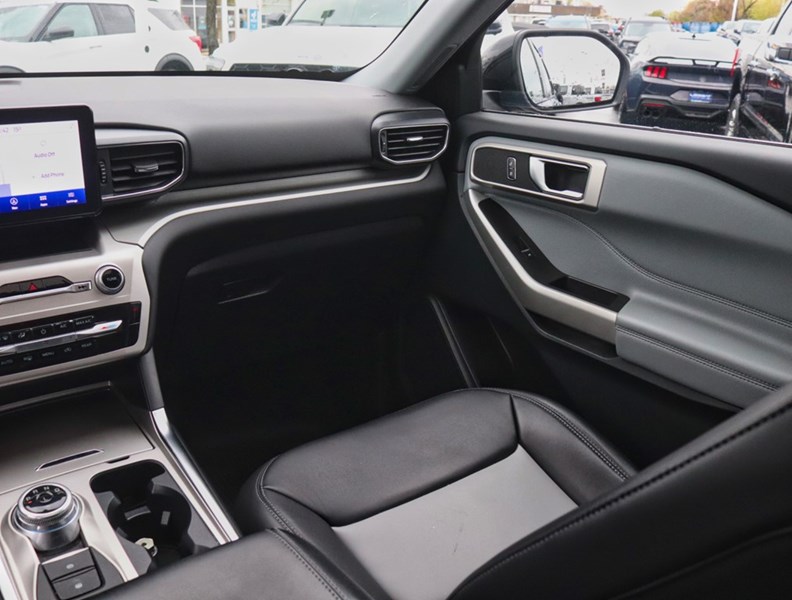 2022 Ford Explorer XLT | 4WD | SPORT PKG | ROOF | NAV | TOW | 20s
