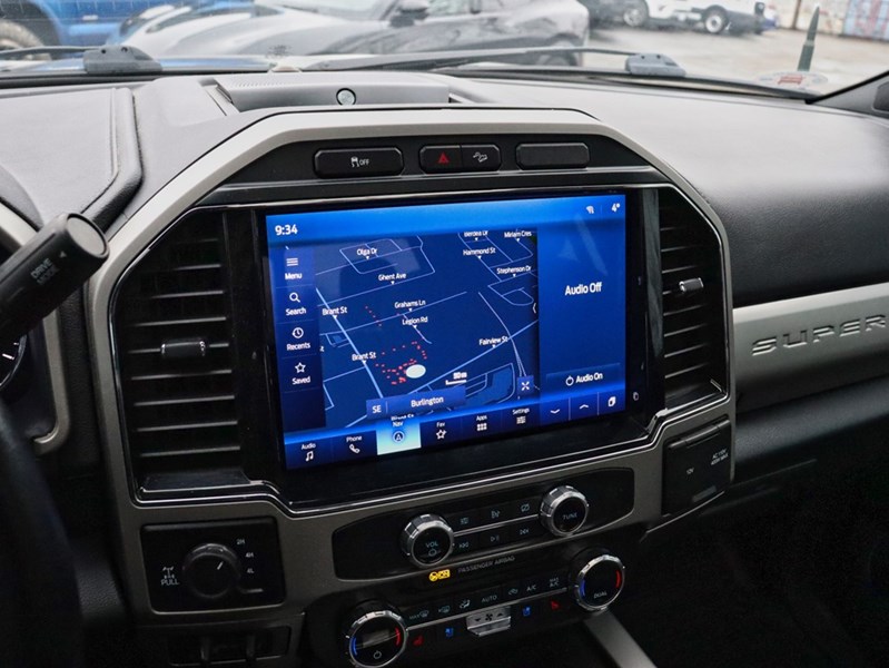 2022 Ford F-250 LARIAT | 4X4 | 7.3L | BLK PK | ROOF | FX4 | 20s