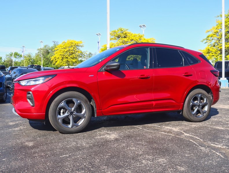 2023 Ford Escape ST-Line | AWD | 1.5L | TECH PKG | NAV |HTD STR WHL