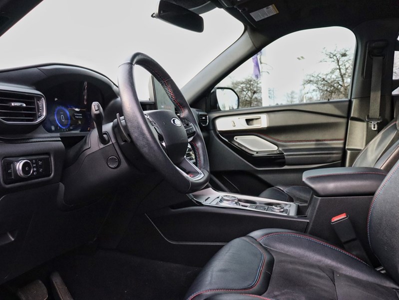 2023 Ford Explorer ST | 4WD | ROOF | NAV | 360 | TOW | 21s