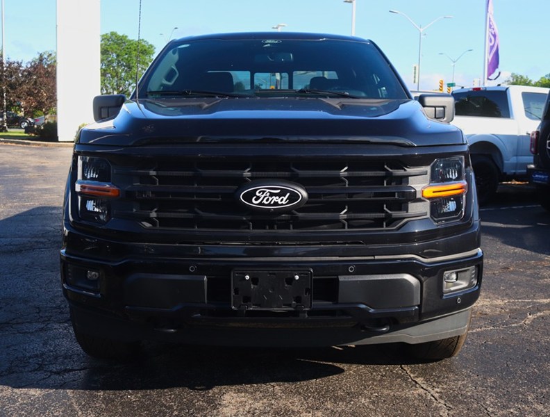 2025 Ford F-150 XLT | 4X4 | 2.7L | 302A | BLK PKG PLS | BED UTL