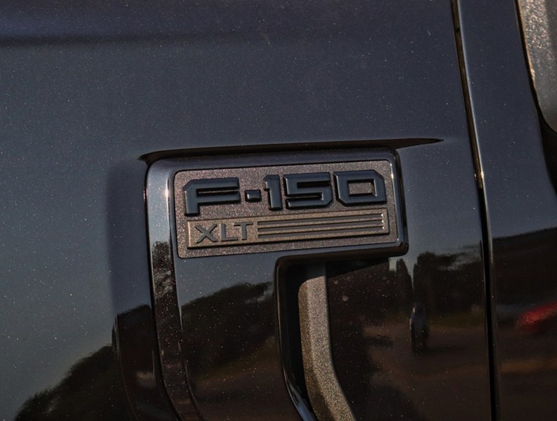 2026 Ford F-150 XLT | 4X4 | 5.0L | 303A | BLK PK PLS | ROOF | BED