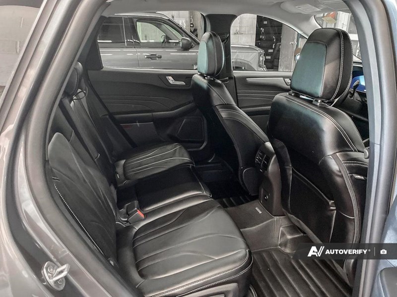 2025 Ford Escape Platinum AWD