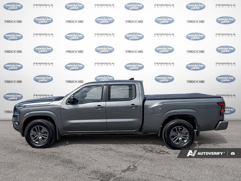 2025 Nissan Frontier Crew Cab 4x4 Long Bed SV