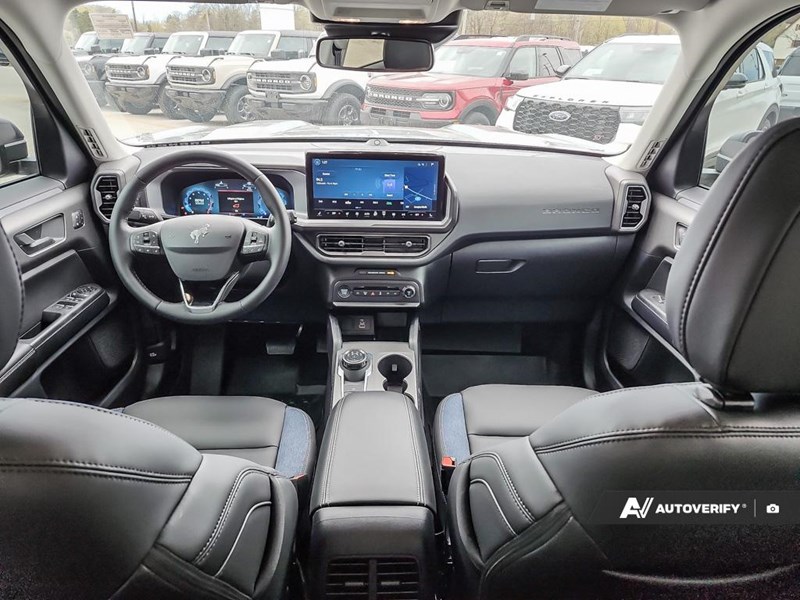 2025 Ford Bronco Sport Outer Banks 4x4