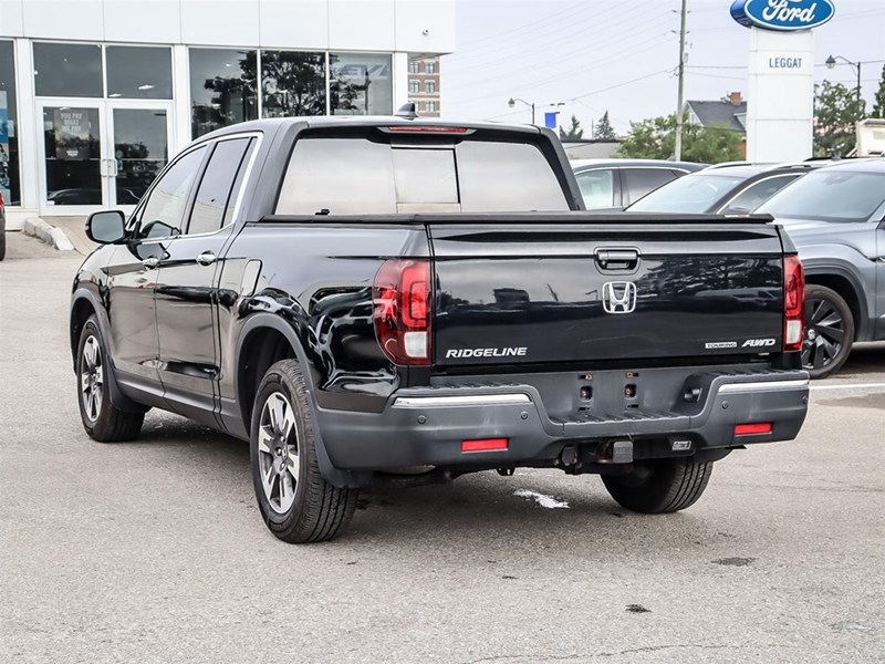 2017 Honda Ridgeline 4WD Crew Cab Touring